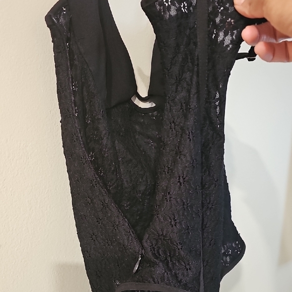 Zara Lace Black Bodysuit‎ Size M - Picture 5 of 12